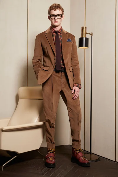 Look 34